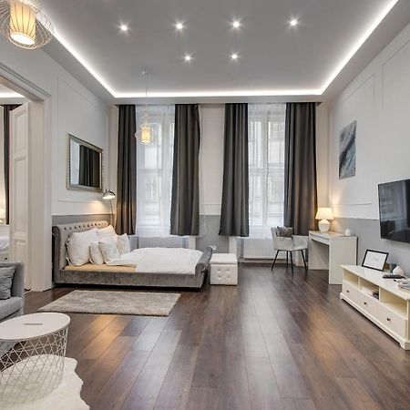 Semmelweis Apartment Budapest Exteriör bild
